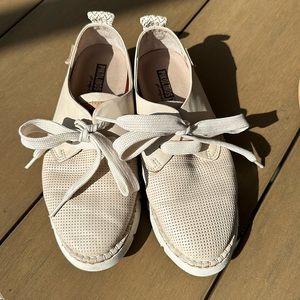 Pikolinos Shoes 38